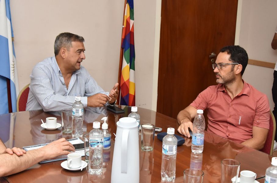 El intendente electo, Emiliano Durand, se reunió con el ministro de Salud -  Salta - Nuevo Diario de Salta, Argentina